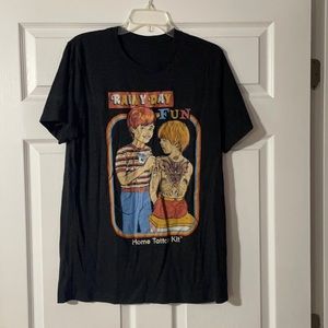 Steven Rhodes, T, black, rainy day fun, medium